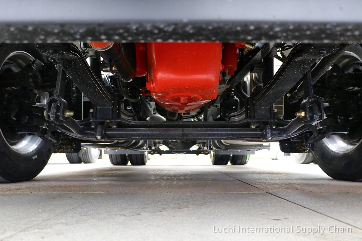 X3000 diesel, white, 440Hp, 4x2, MT