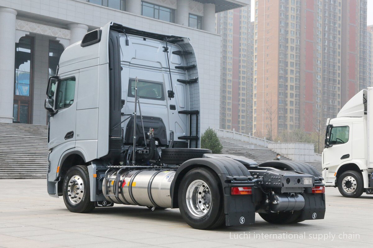 X6000 LNG, gray, 530Hp, 4x2, AMT