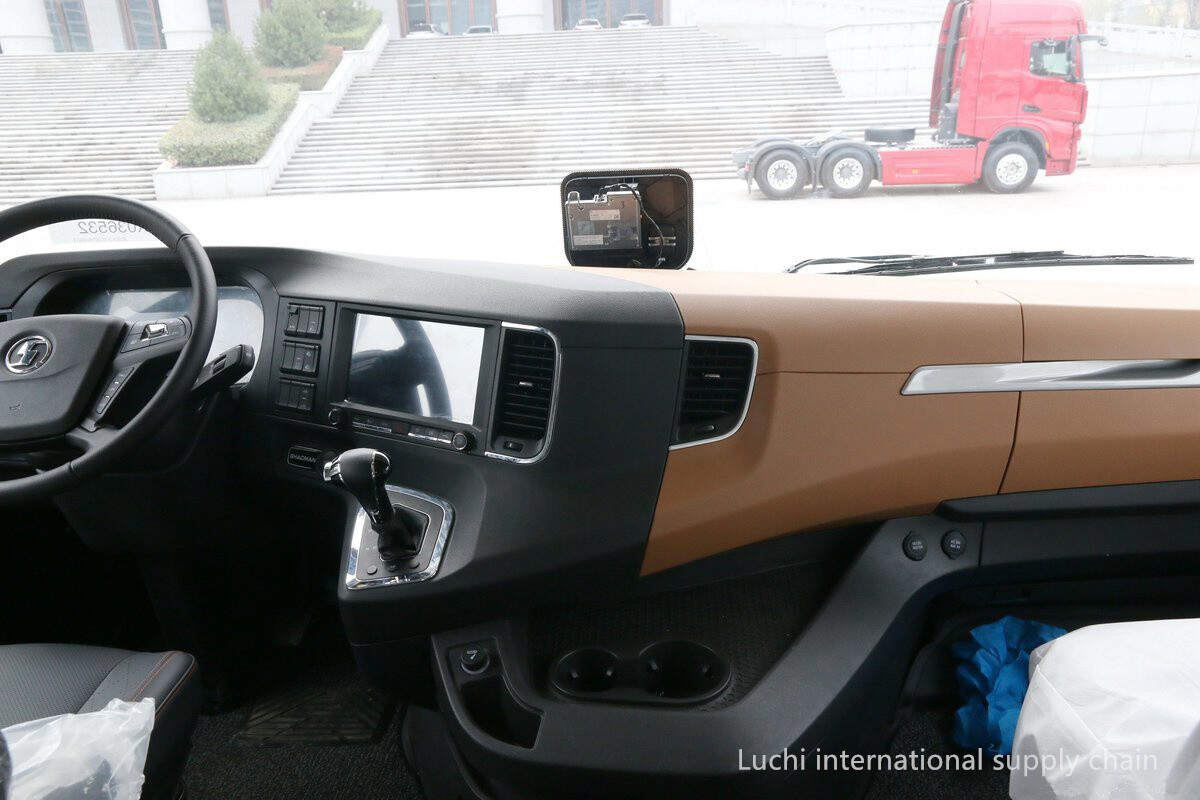 X6000 LNG, gray, 530Hp, 4x2, AMT