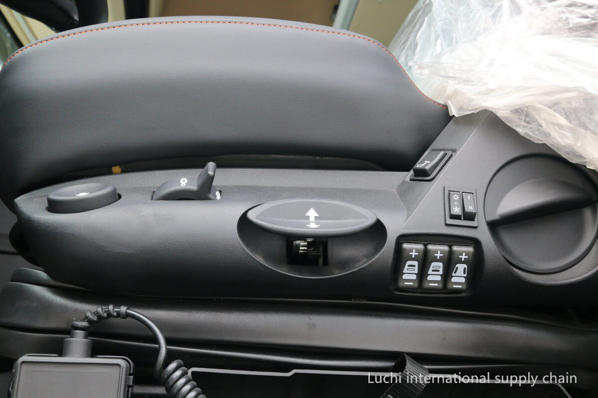 X6000 LNG, gray, 530Hp, 4x2, AMT