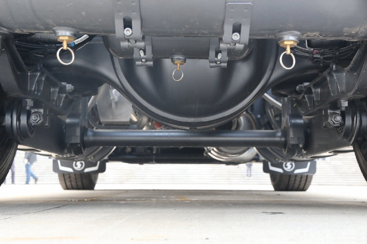 X6000 LNG, gray, 530Hp, 4x2, AMT