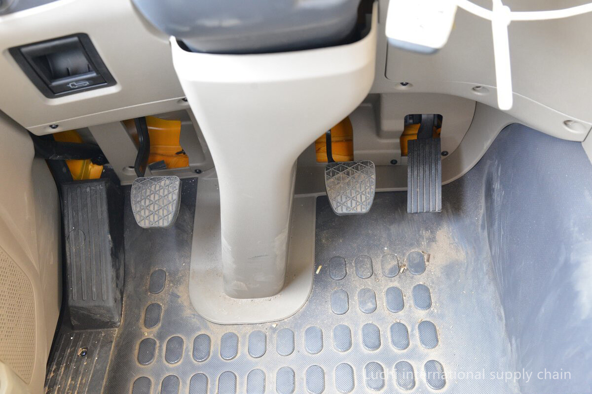 M3000S 6.8m, yellow, 400Hp, 8x4,  dump truck