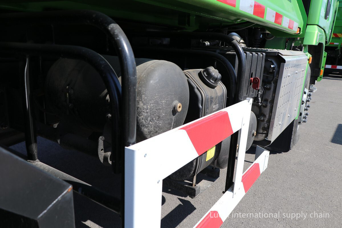 X3000 5,8m, green, 400Hp, 6x4, dump truck