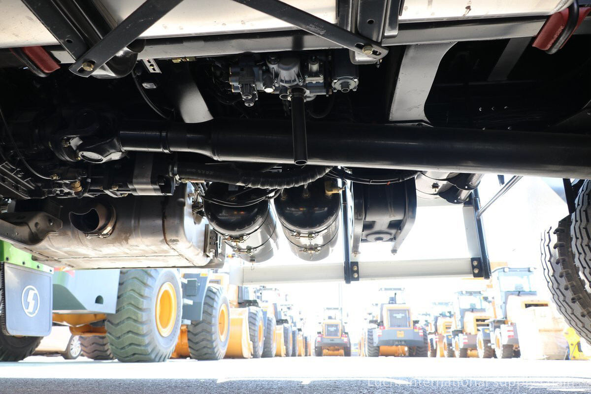 X3000 5,8m, green, 400Hp, 6x4, dump truck