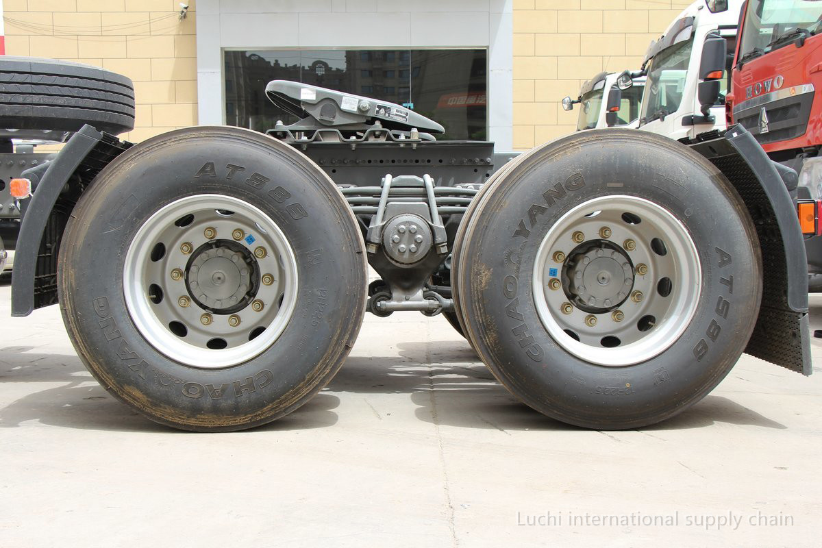 HOWO, TH7,  LNG, red,  460Hp, 6x4,  MT