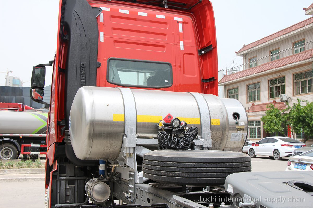 HOWO, TH7,  LNG, red,  460Hp, 6x4,  MT