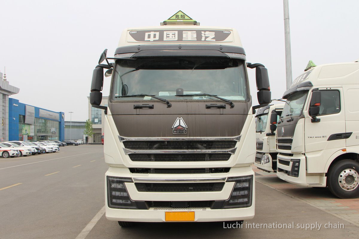 HOWO, TH7,  diesel, white,  460Hp, 6x4,  MT
