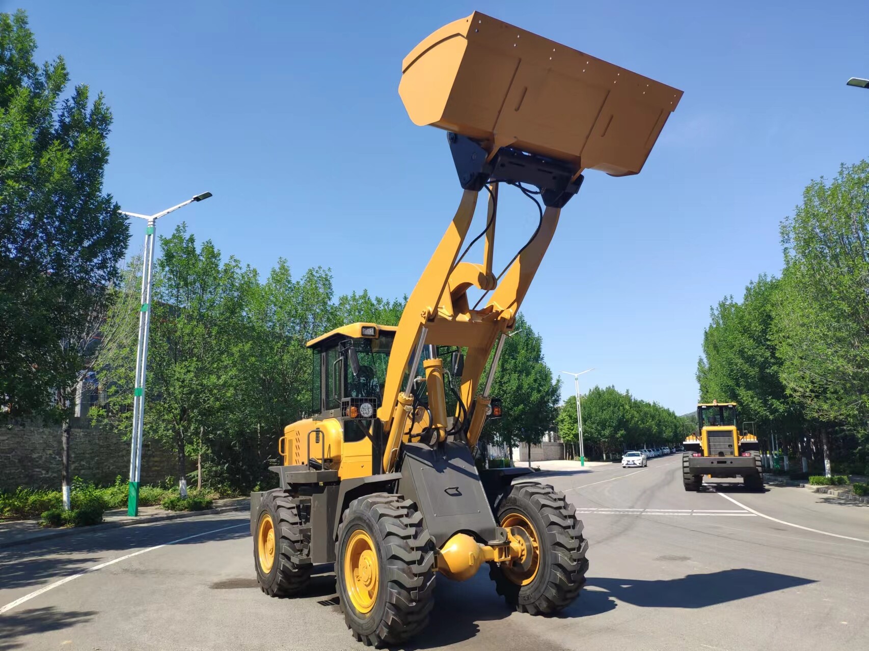 Колесный погрузчик QTM636
