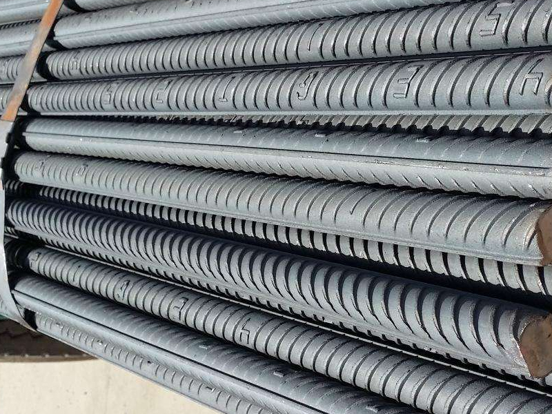 Stainless steel rebar