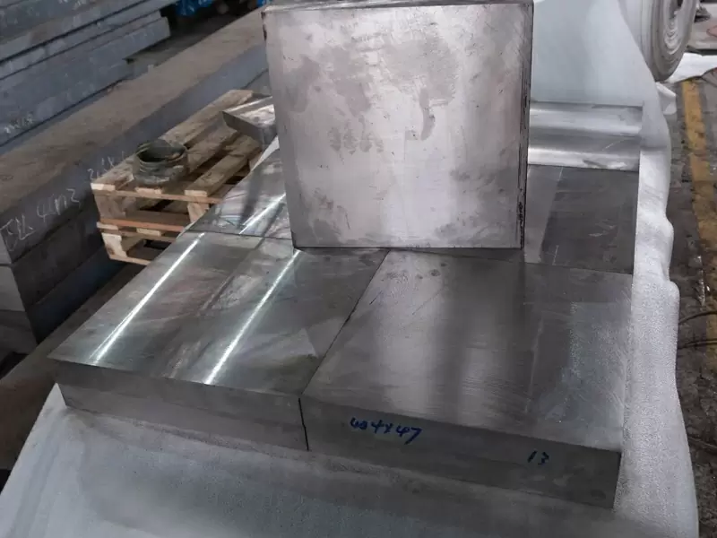 TP2 Tool plate