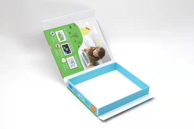 Máquina automática para fabricar cajas plegables