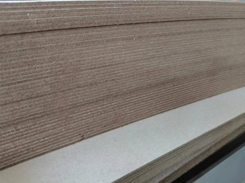Machine de découpe de carton automatique à double sens avec alimentation manuelle