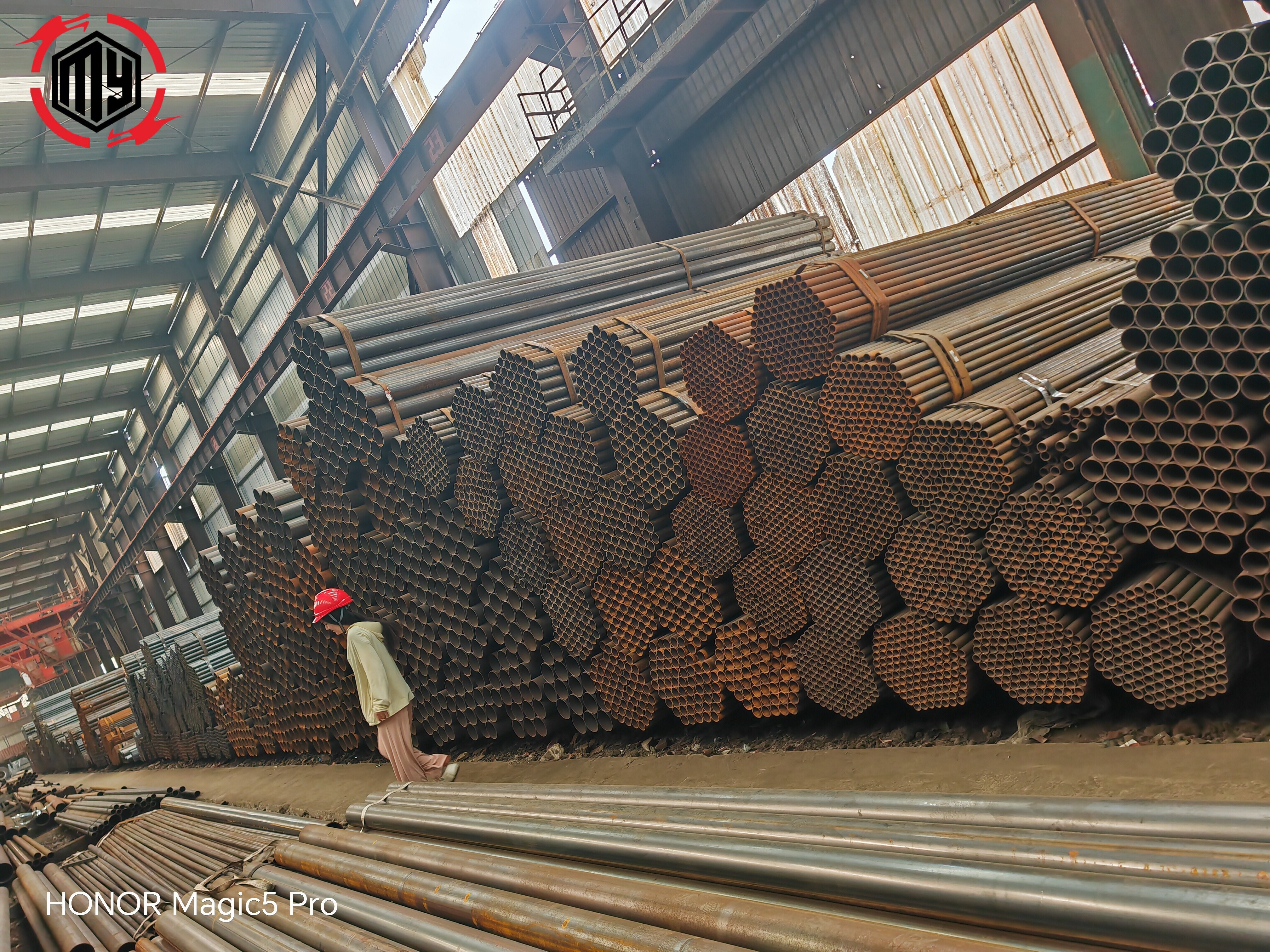 Galvanized round pipe