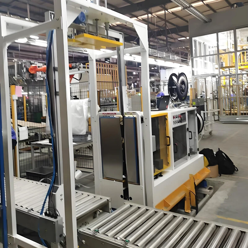 Fully automatic pressurized sword-piercing baler
