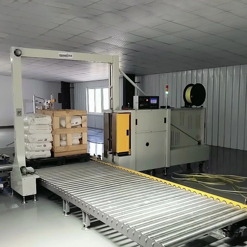 Fully automatic pressurized sword-piercing baler