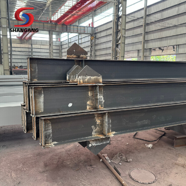 Structural steel H-beams / H-beam components