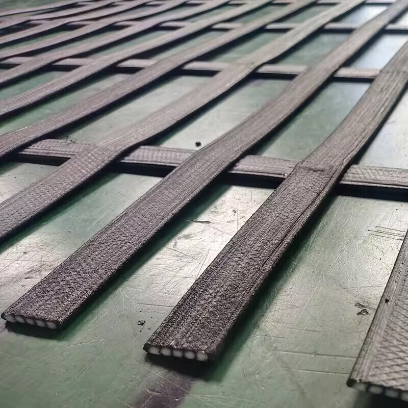 Bidirectional Steel-plastic Geogrid
