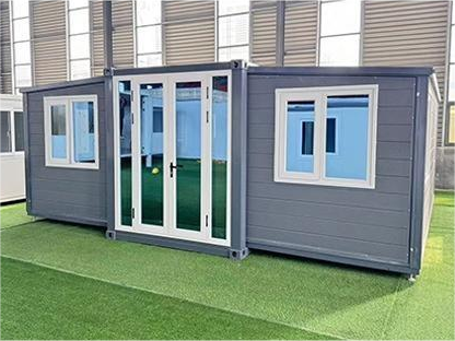 Expandable container house