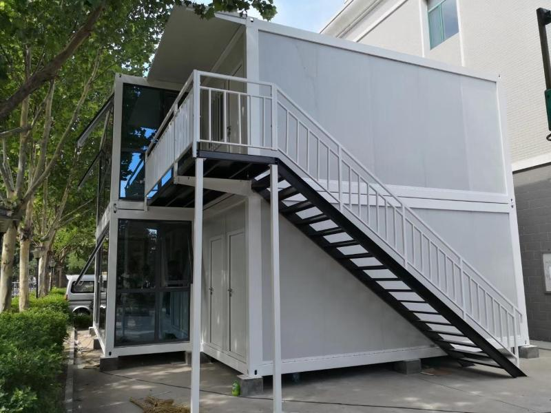 Detachable container house