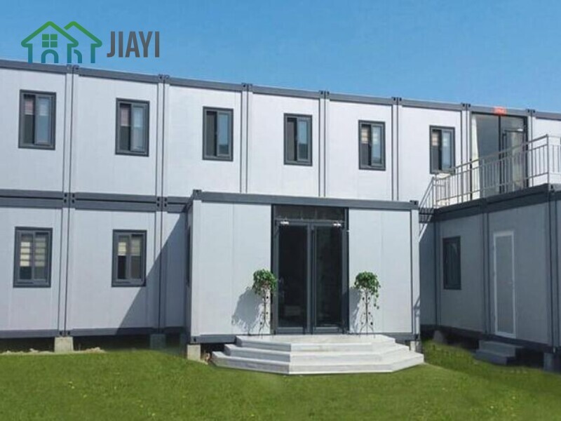 Temporary Construction Living House