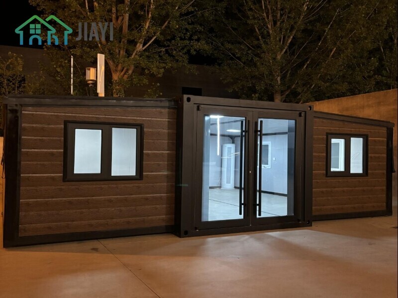Steel Wall Prefabricated Expandable Container Home