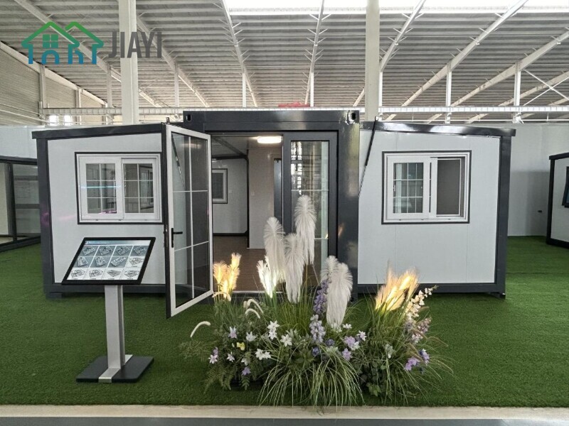 Customized Tiny Steel Wall Expandable Home