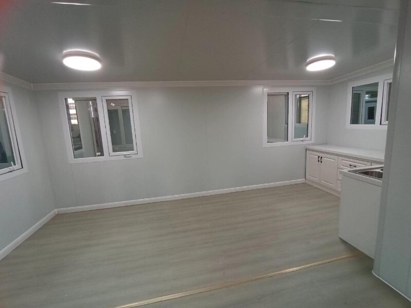 Custom materials colors layouts Fast installation tiny modular home expandable and foldable