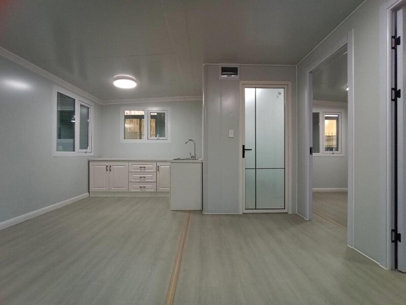 Custom materials colors layouts Fast installation tiny modular home expandable and foldable