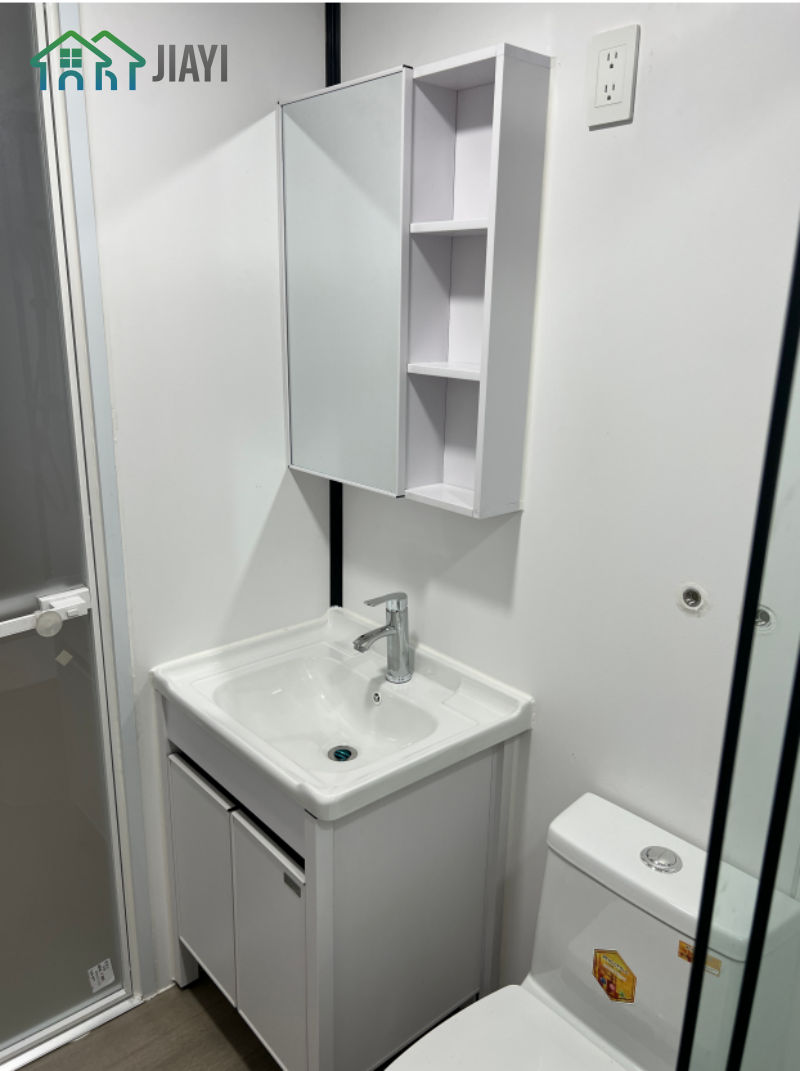 China Affordable Tiny Container House