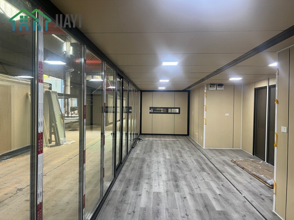 Expandable Modular Home Flat Roof 40FT Size 3 Bedrooms