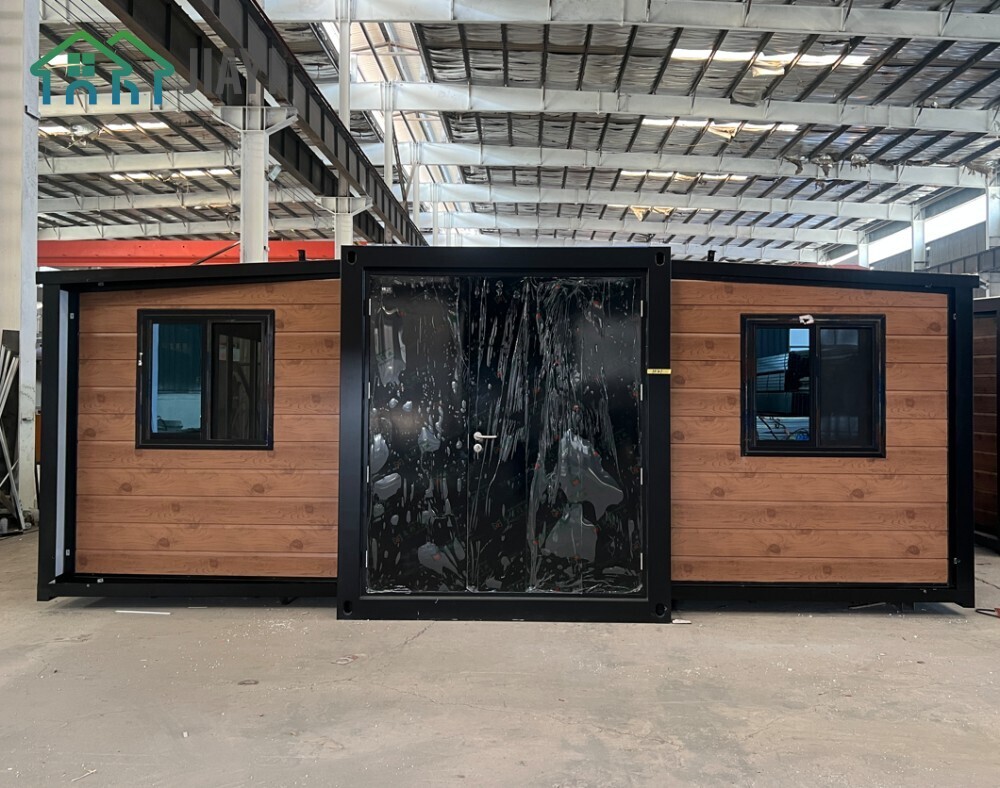 30FT 54 Square Meters Prefab Modular Expanding House Two Entry Door Affordable Price