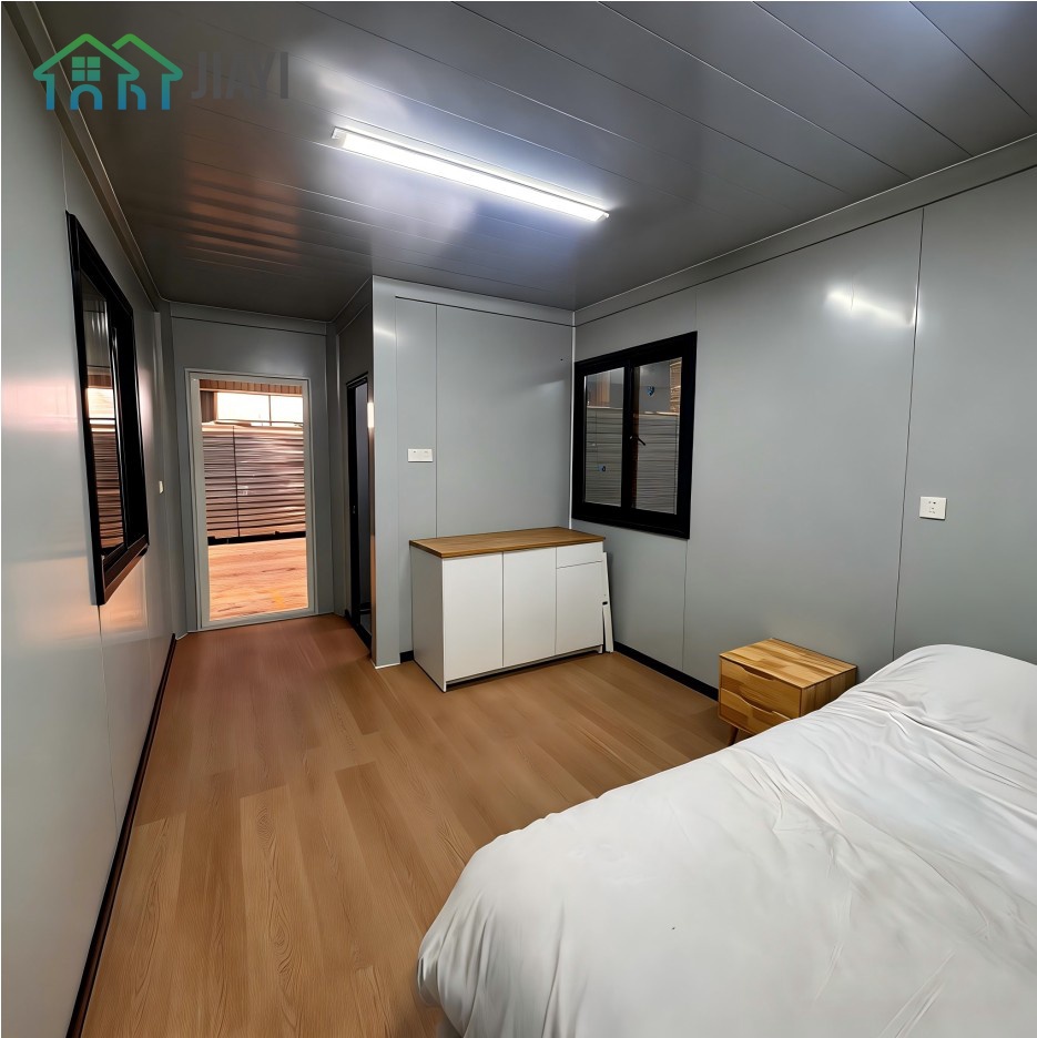 Portable Camping House Flat Pack Container Temporary Accommodation House