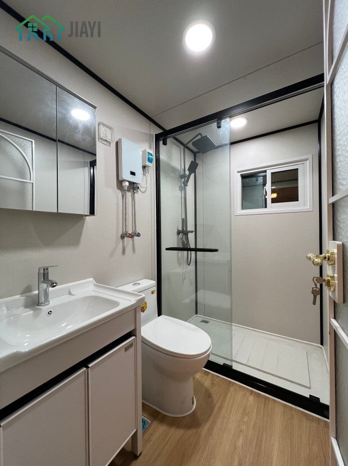 20FT Expandable Home Pitched Roof Terrace Equipped Well Kitchen&Bathroom