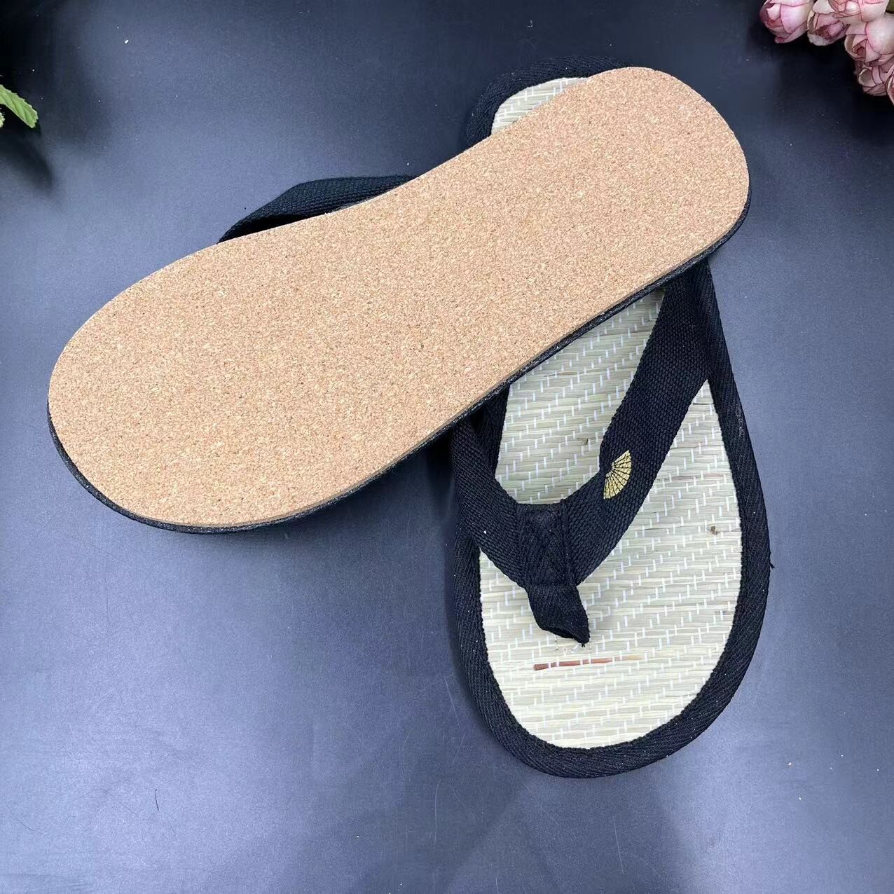 Five Star New Disposable Luxury  Comfortable Grass Travel Flip Flops Adult Straw Guests Hotel Slippers 