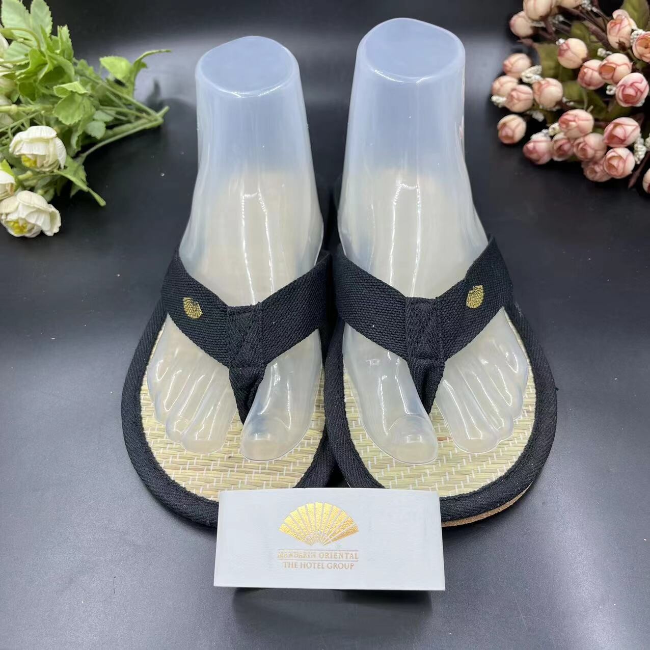 Five Star New Disposable Luxury  Comfortable Grass Travel Flip Flops Adult Straw Guests Hotel Slippers 