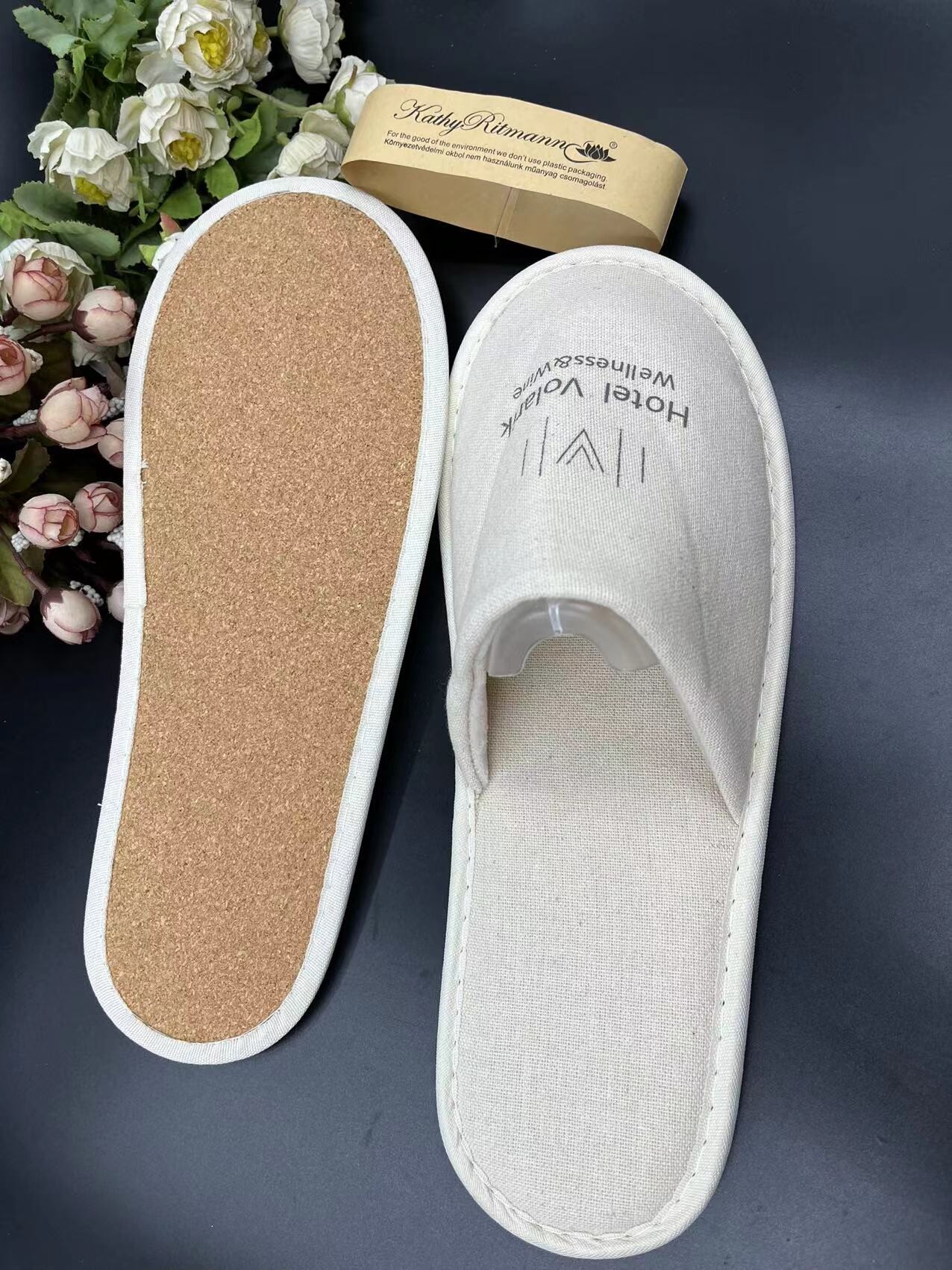 Linen eco-friendly slippers Degradable wooden sole hotel slippers