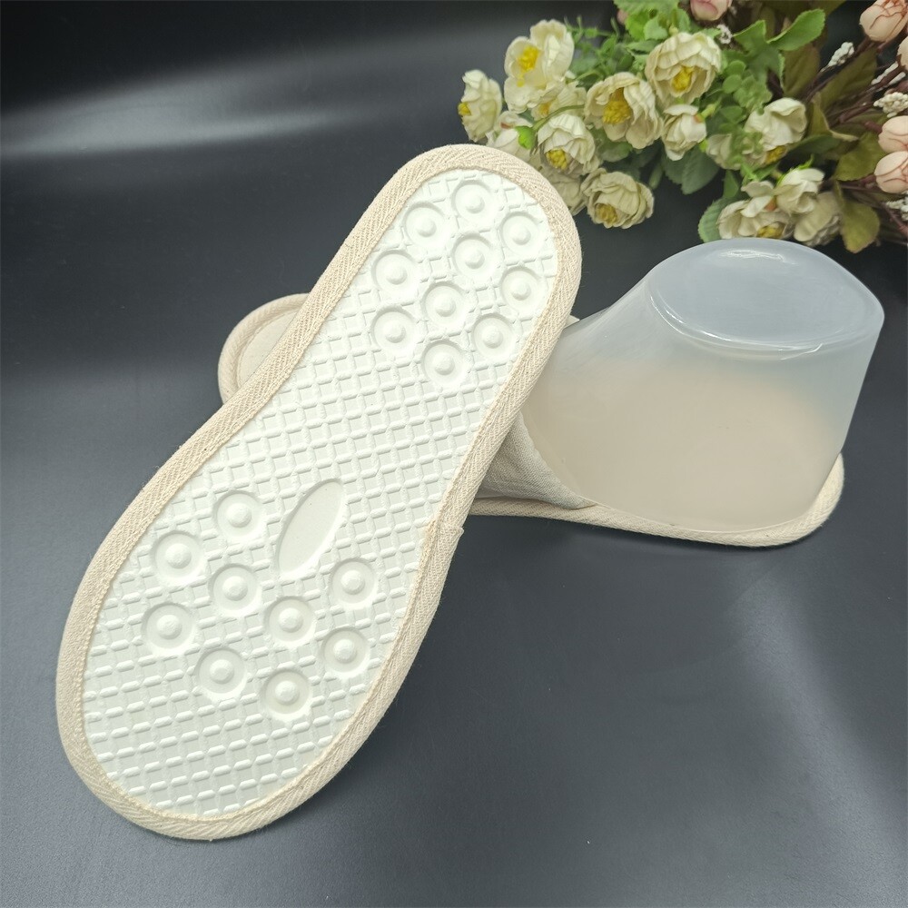 Eco-friendly hotel slippers Sugarcane sole biodegrable  