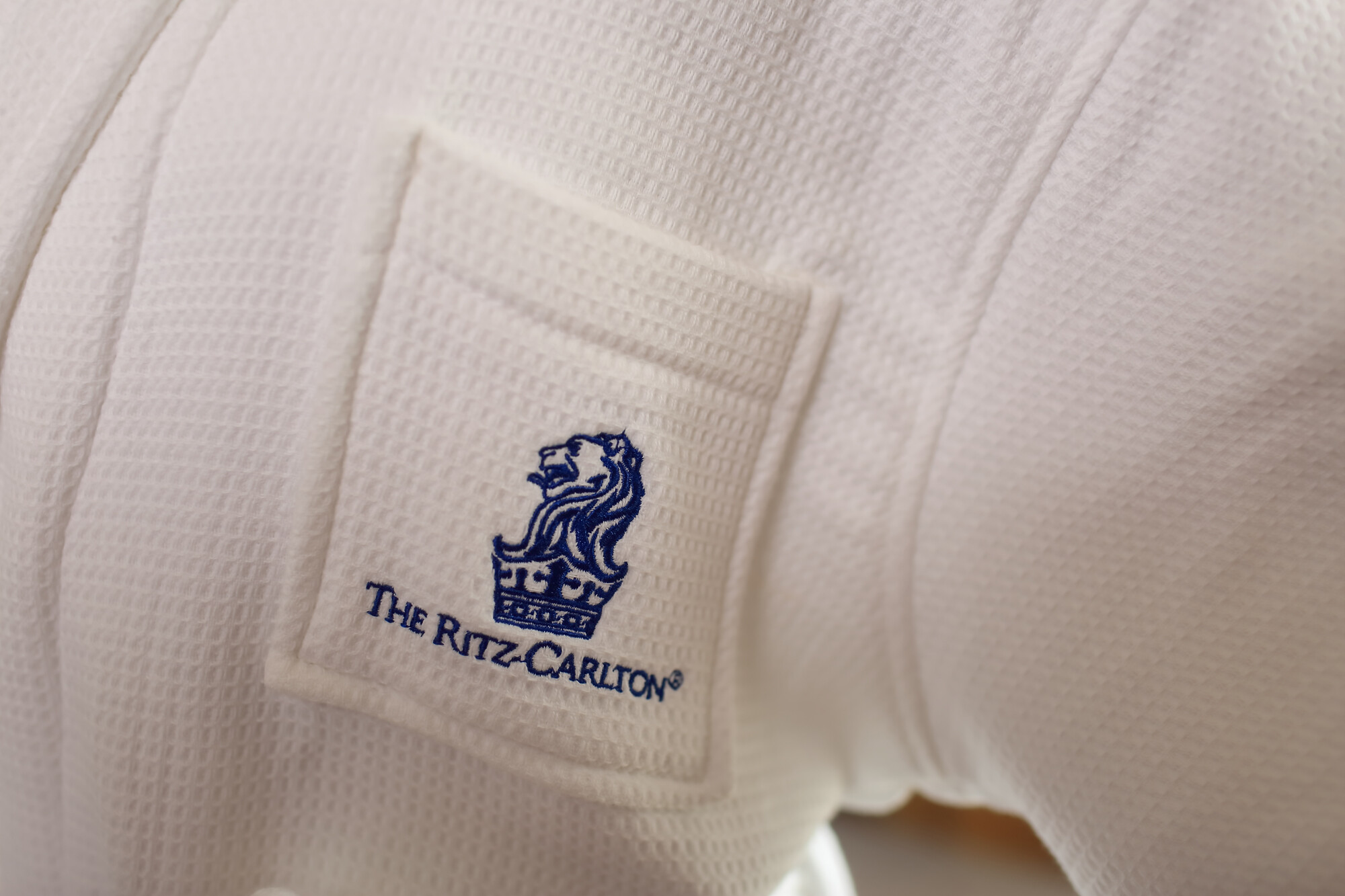 custom cotton terry bathrobe satin bathrobe woman luxury sexy men w hotel bathrobe towel and fabric