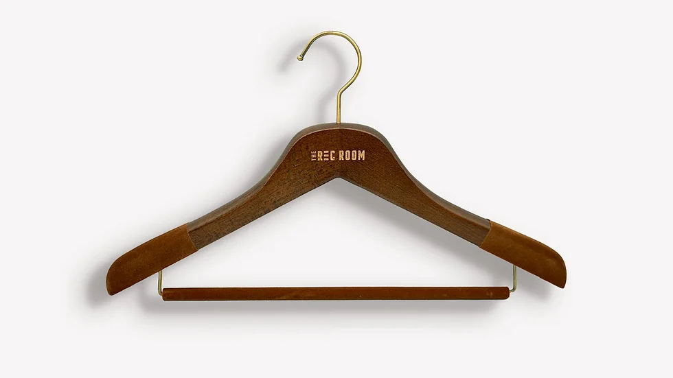 Factory solid wood hangers for women's and children's clothing non slip wooden hangers natural wood color