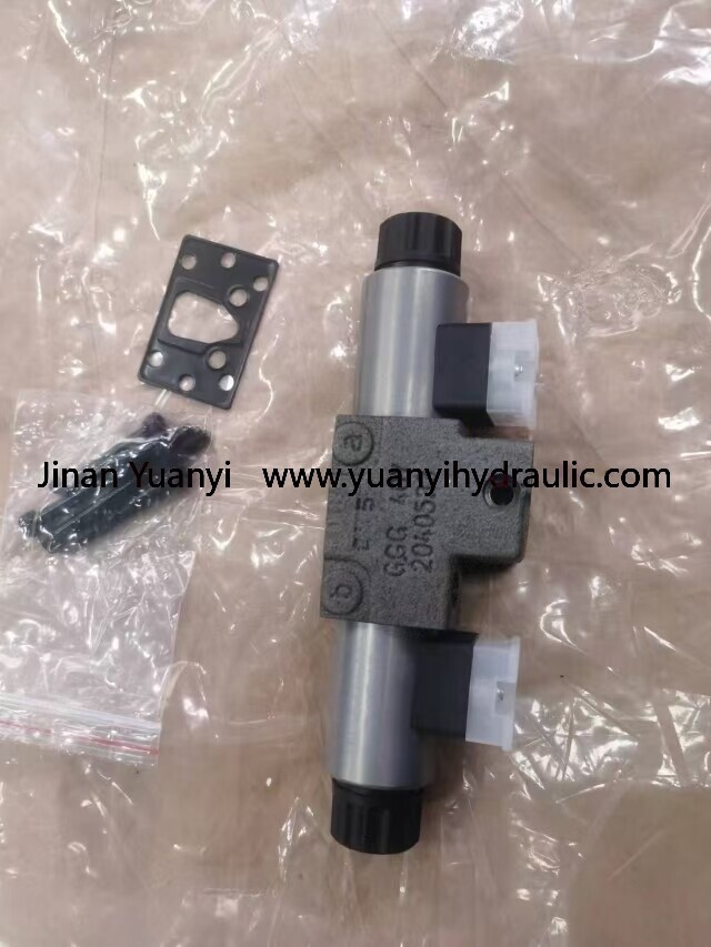 2040533 12V CAT Construction Machine Spare Parts Solenoid Valve