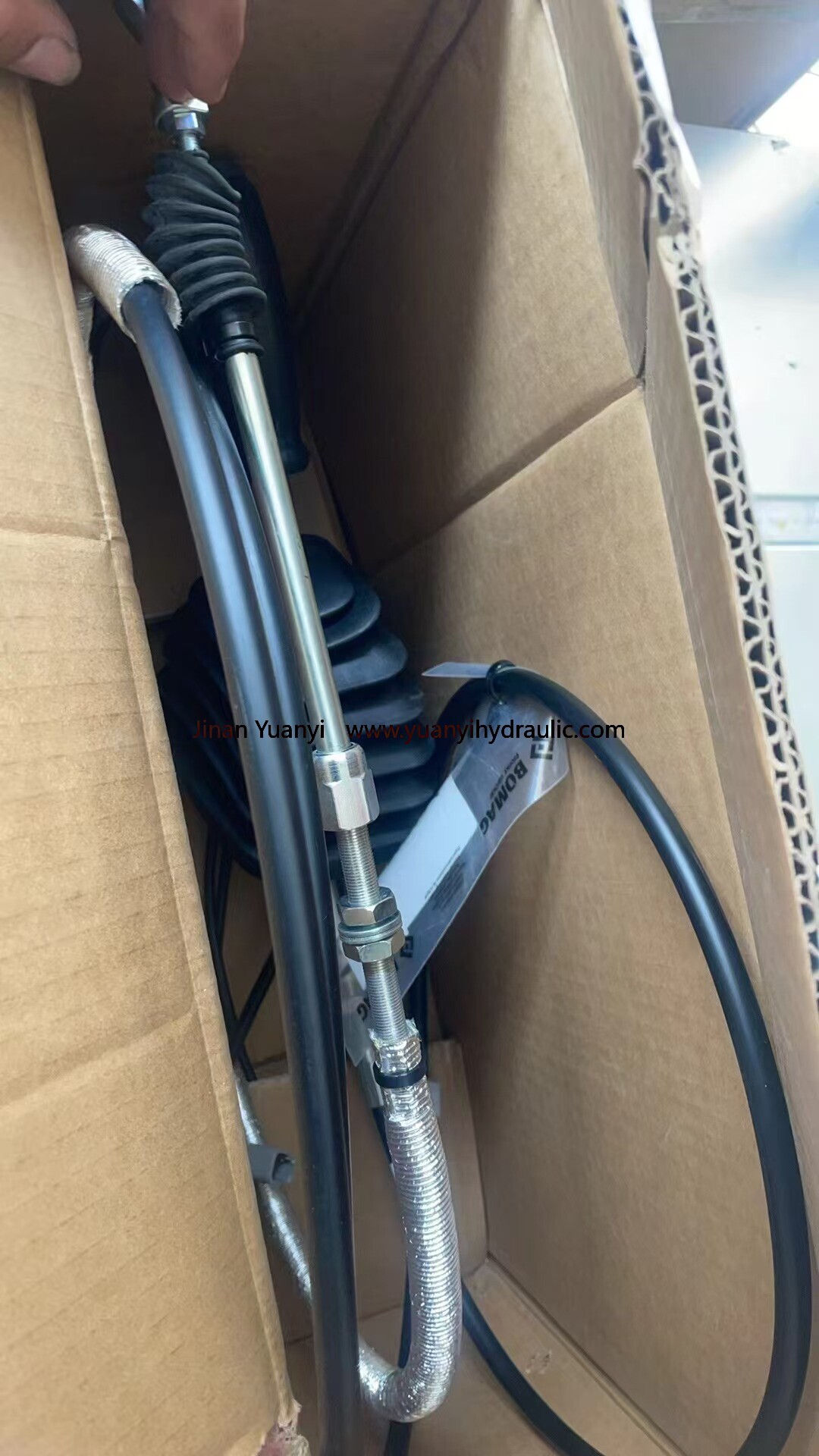 05561251 Cable with Handle of Bomag Travel Control 