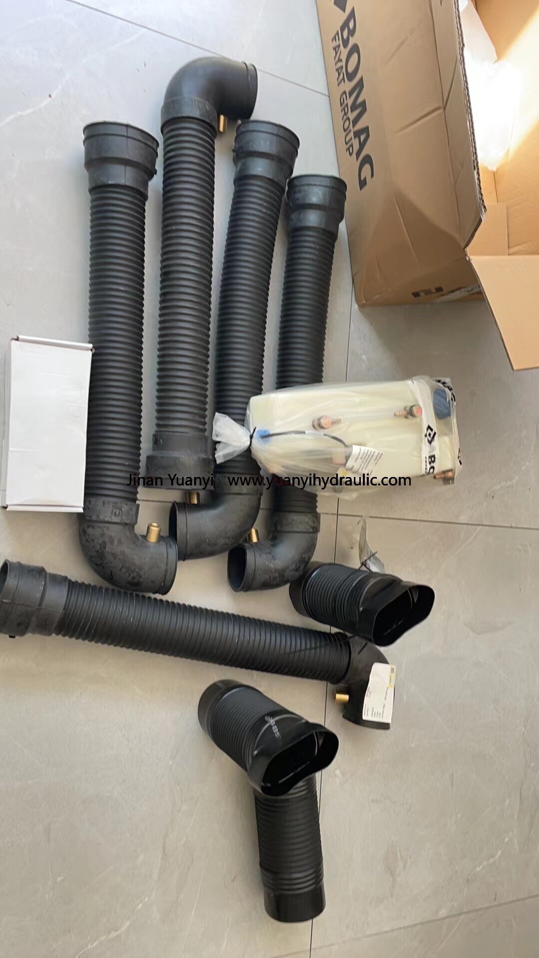 Bomag Road Roller Spare Parts Hose 58220201 Pipe