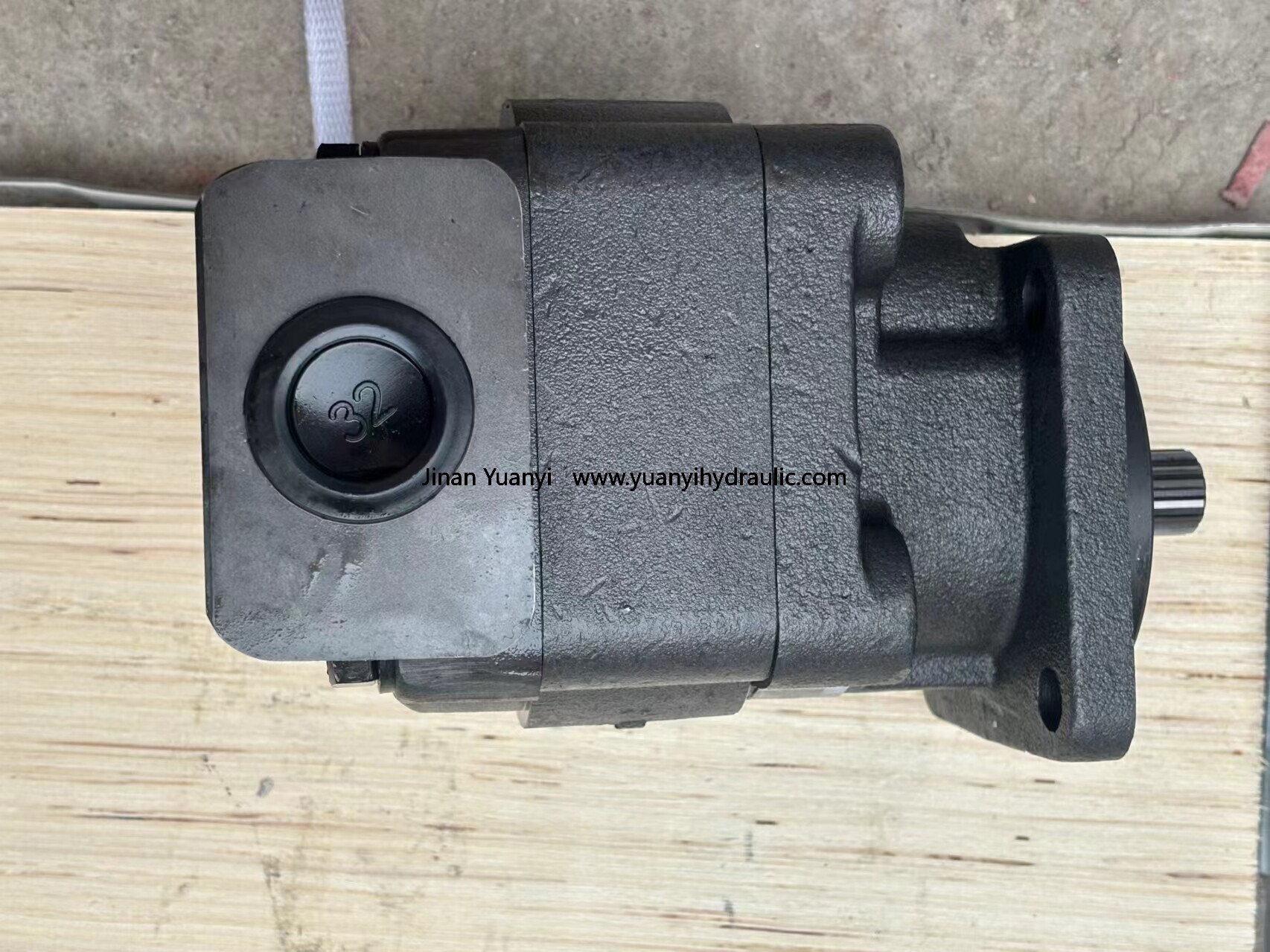 Parker Cast Iron Gear Pumps PGP610, PGP620, PGP640 Series Hydraulic Pump