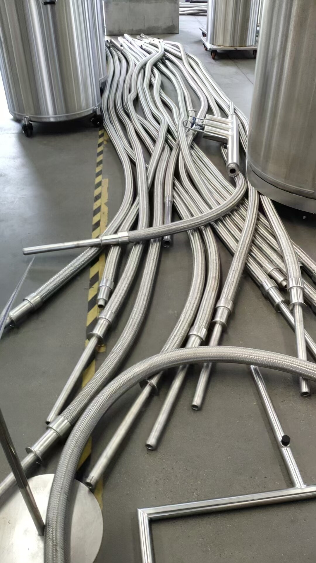 High pressure vacuum hose