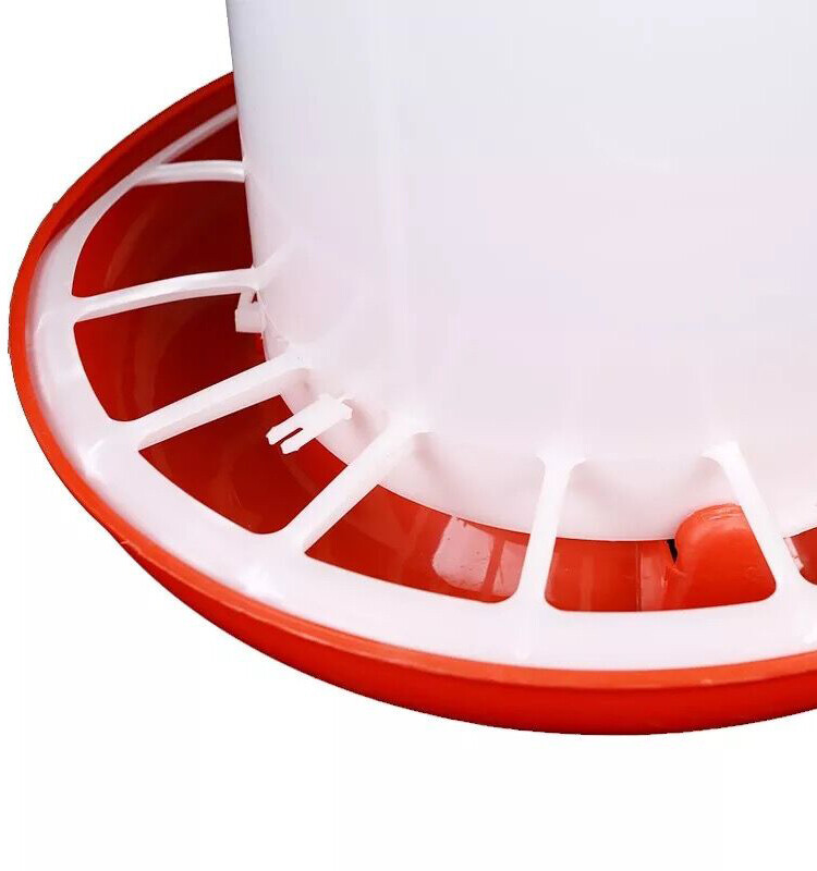 chicken feeder (3).jpg chicken feeder (3).jpg