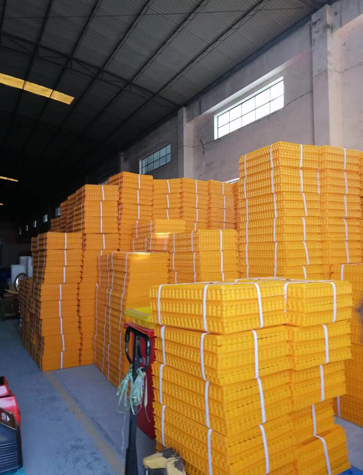 transport crate (5).jpg transport crate (5).jpg