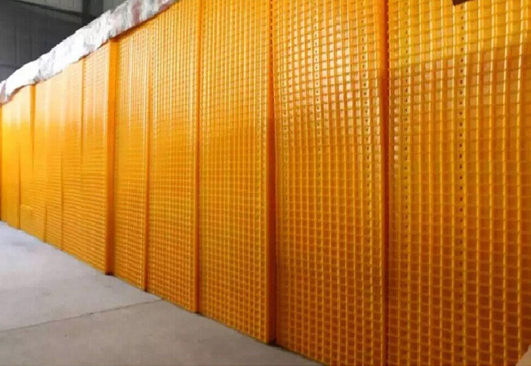 transport crate (3).jpg transport crate (3).jpg