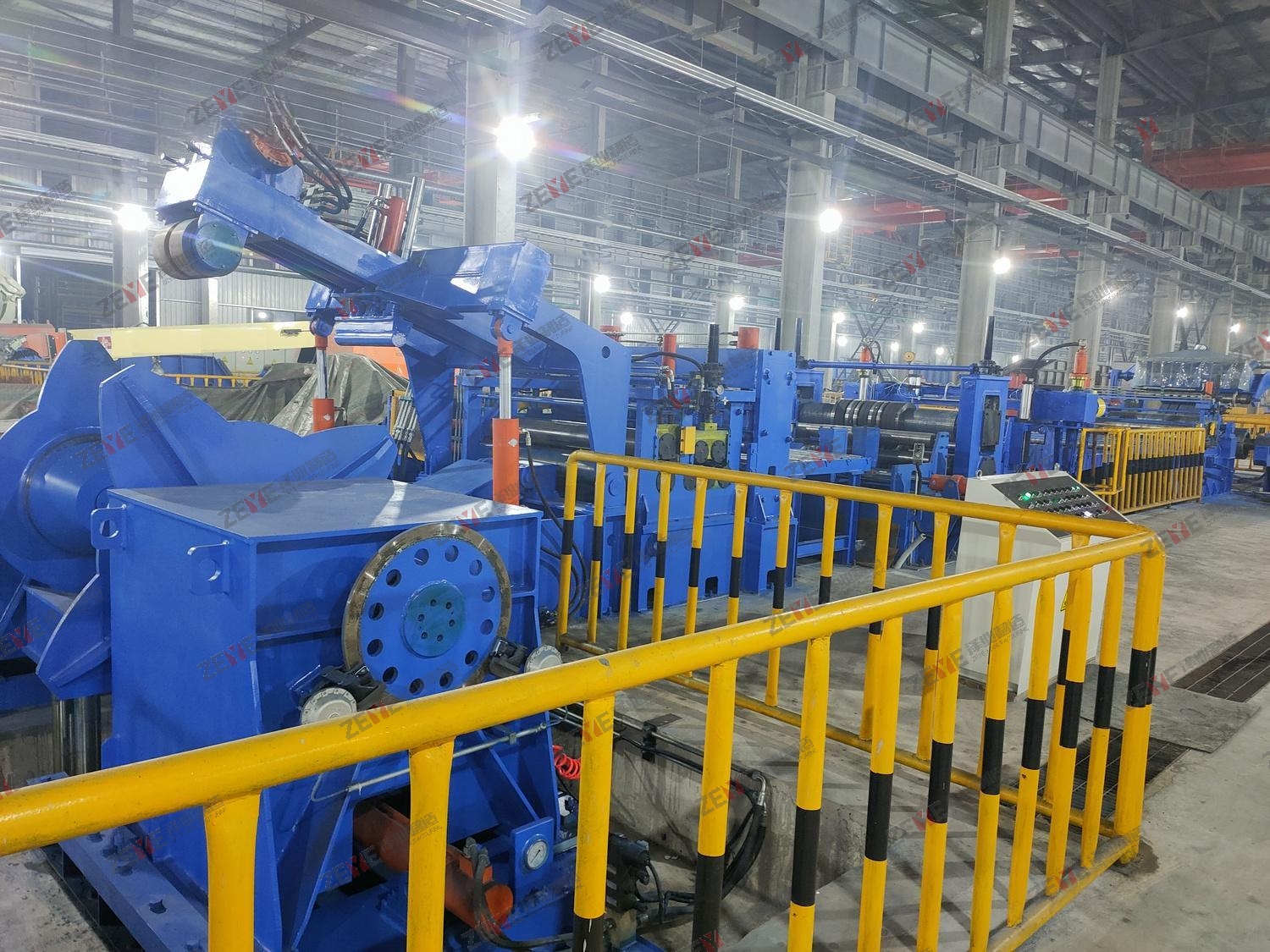 (8-25)मिमी X 2200मिमी स्लिटिंग लाइन
