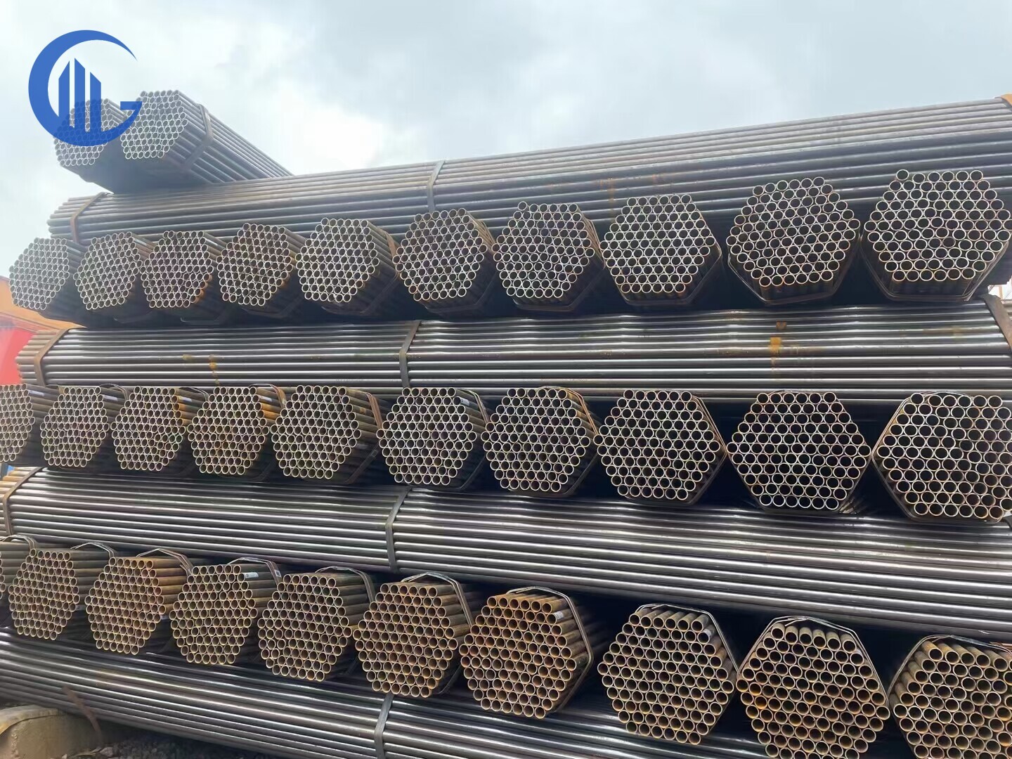 Welding Carbon Steel Pipe