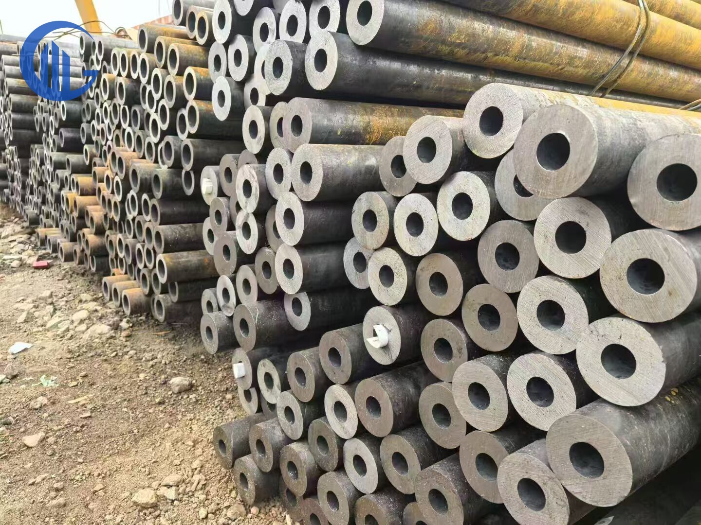 Thick wall seamless pipe
